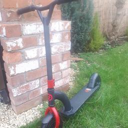 Dirt scooter, in full working order. Has a few scratches.

Brilliant for off road and also on road as you glide over bricks and gravel unlike the small wheel scooters.

Also selling another dirt scooter and a stunt scooter.