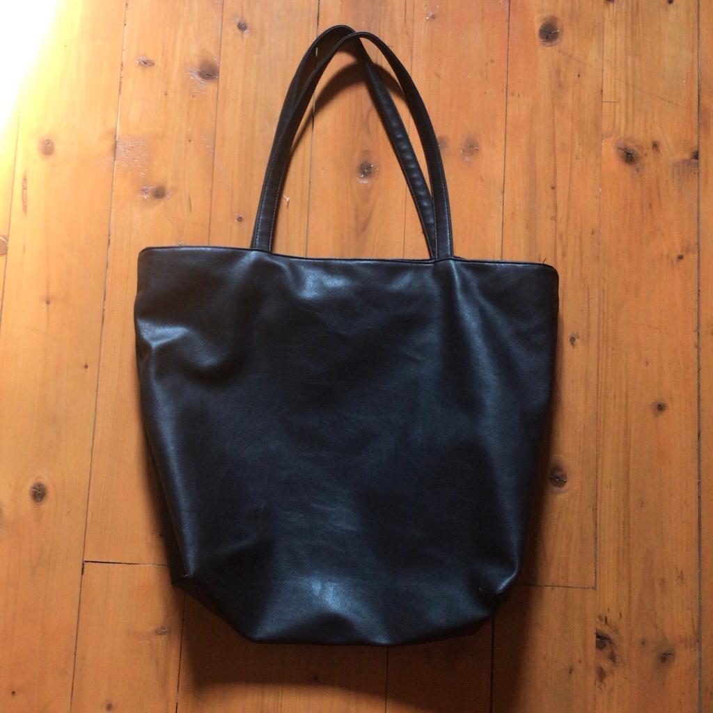 Subdued hot sale borsa nera