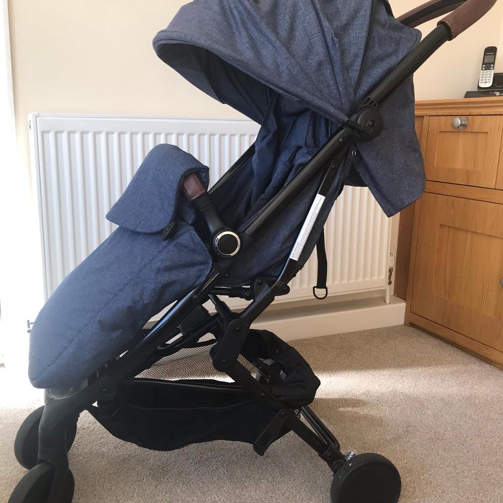 Hamilton turnberry pushchair sale