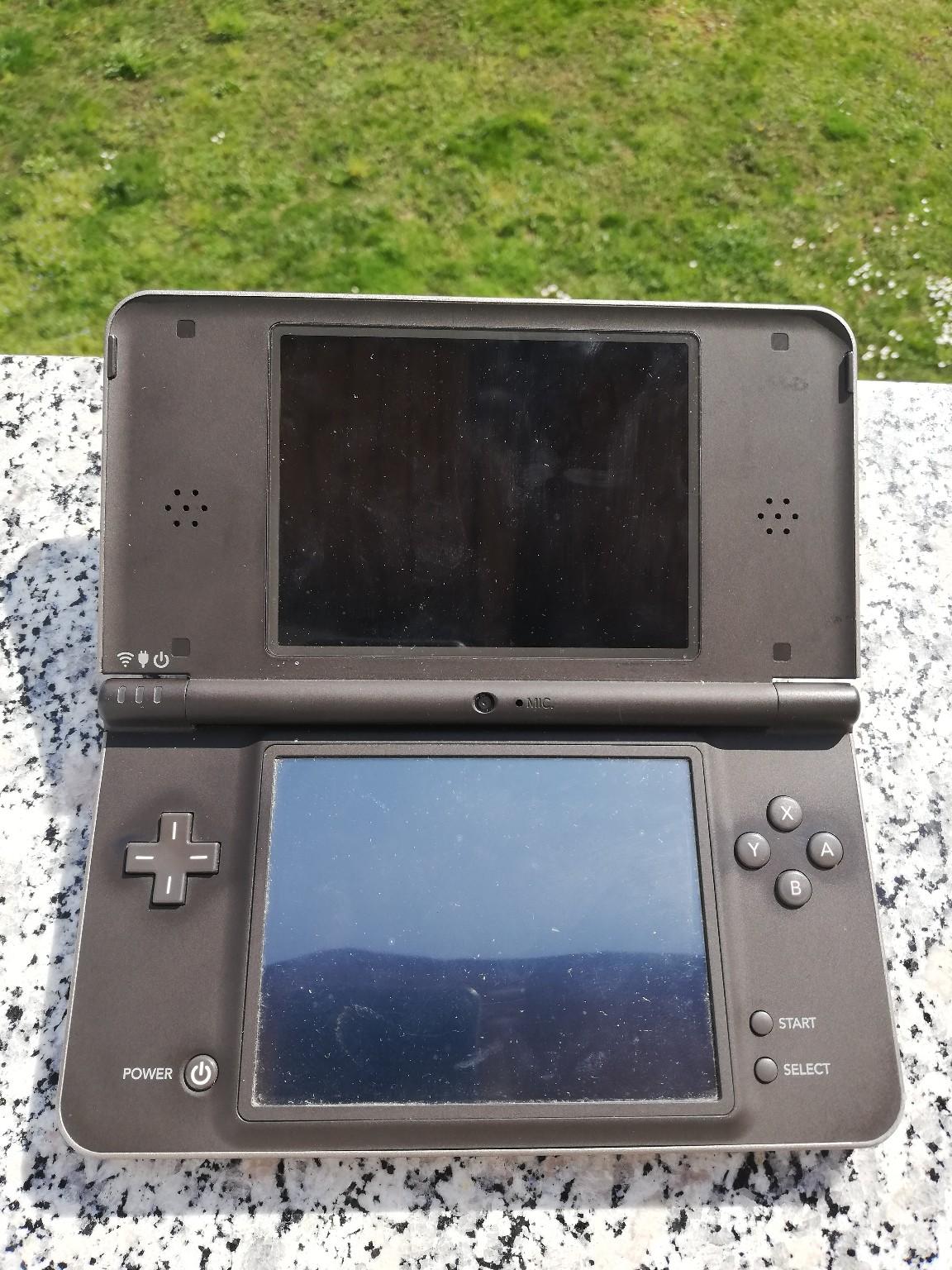 Nintendo DSi XL in cheapest braun