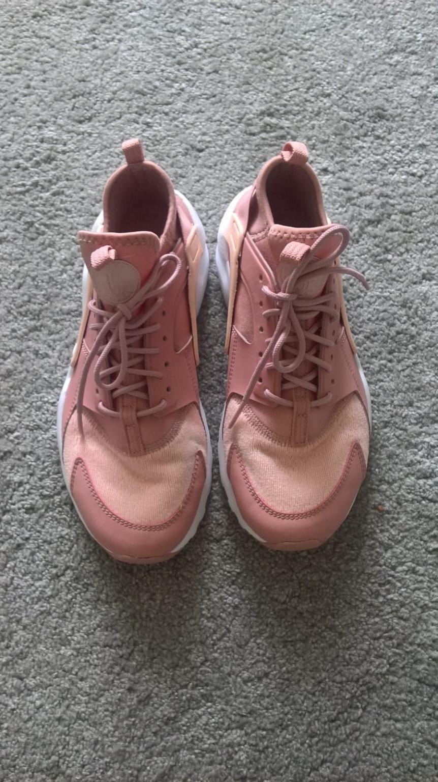 size 5 nike air trainers