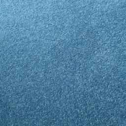 good quality 80/20 blue twist carpet 17ft x4ft6
