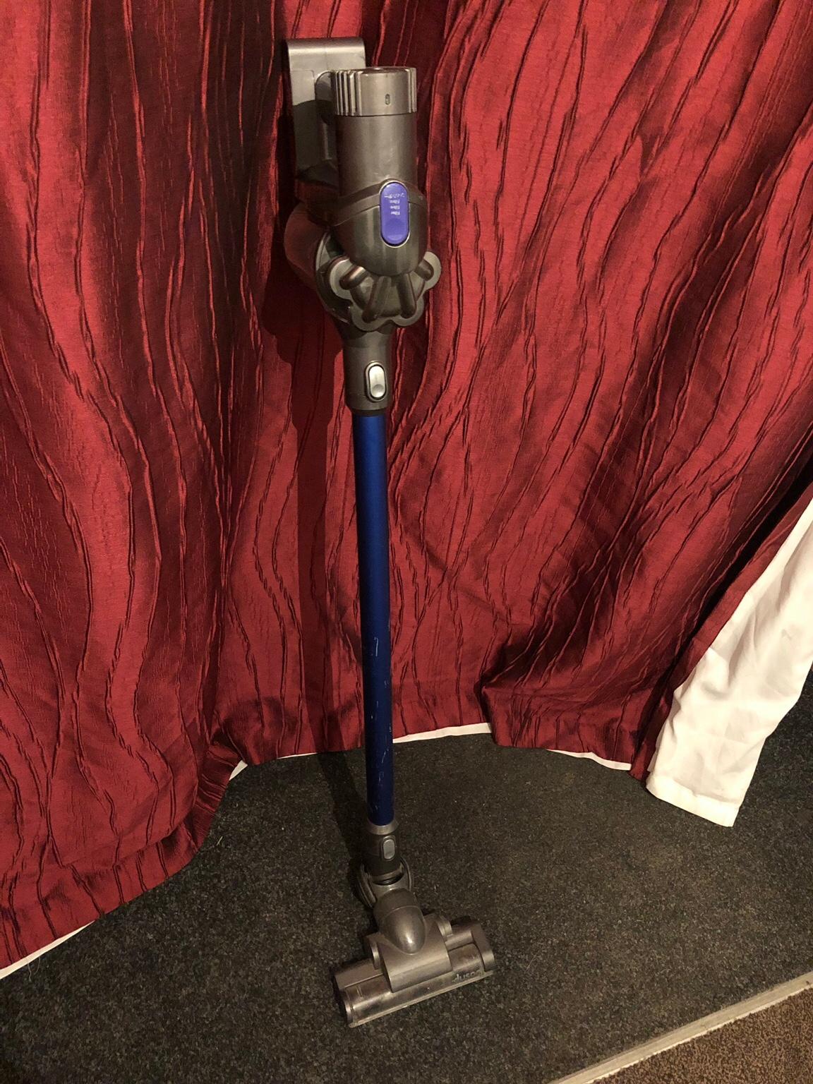 Dyson hand hand hoover in WF9 Wakefield for £35.00 for sale Shpock