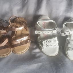 2x girls sandals size 6