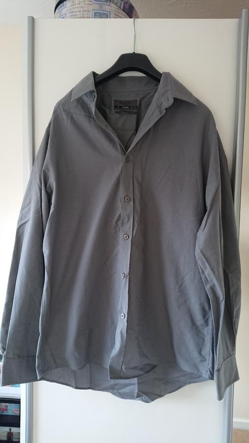 Buy & Sell Derbyshire Erewash - Photos for Mens shirt