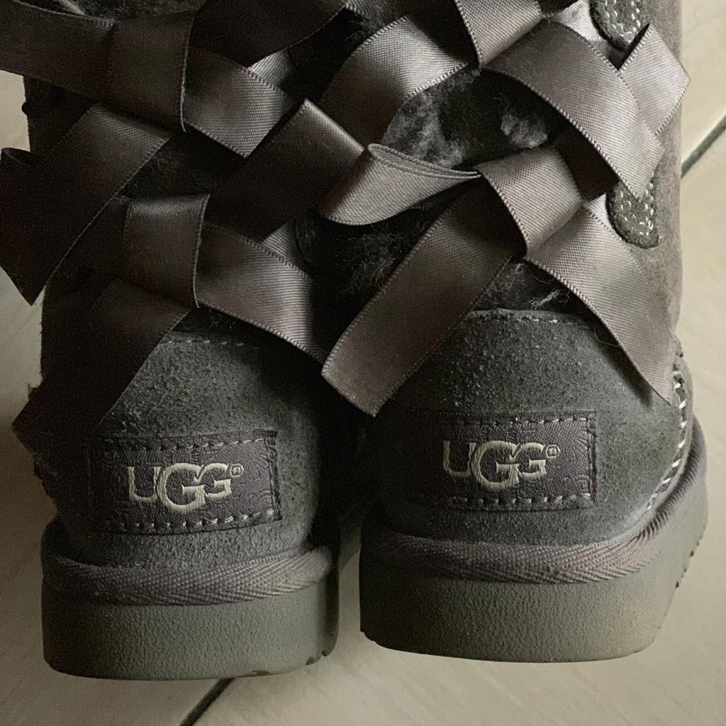 Ugg on sale bambina usati