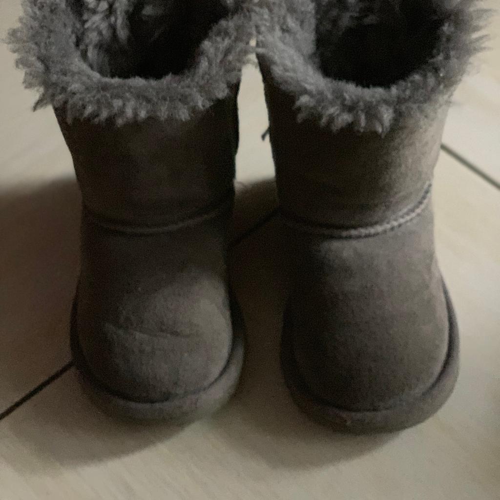 Ugg hot sale usati bambina