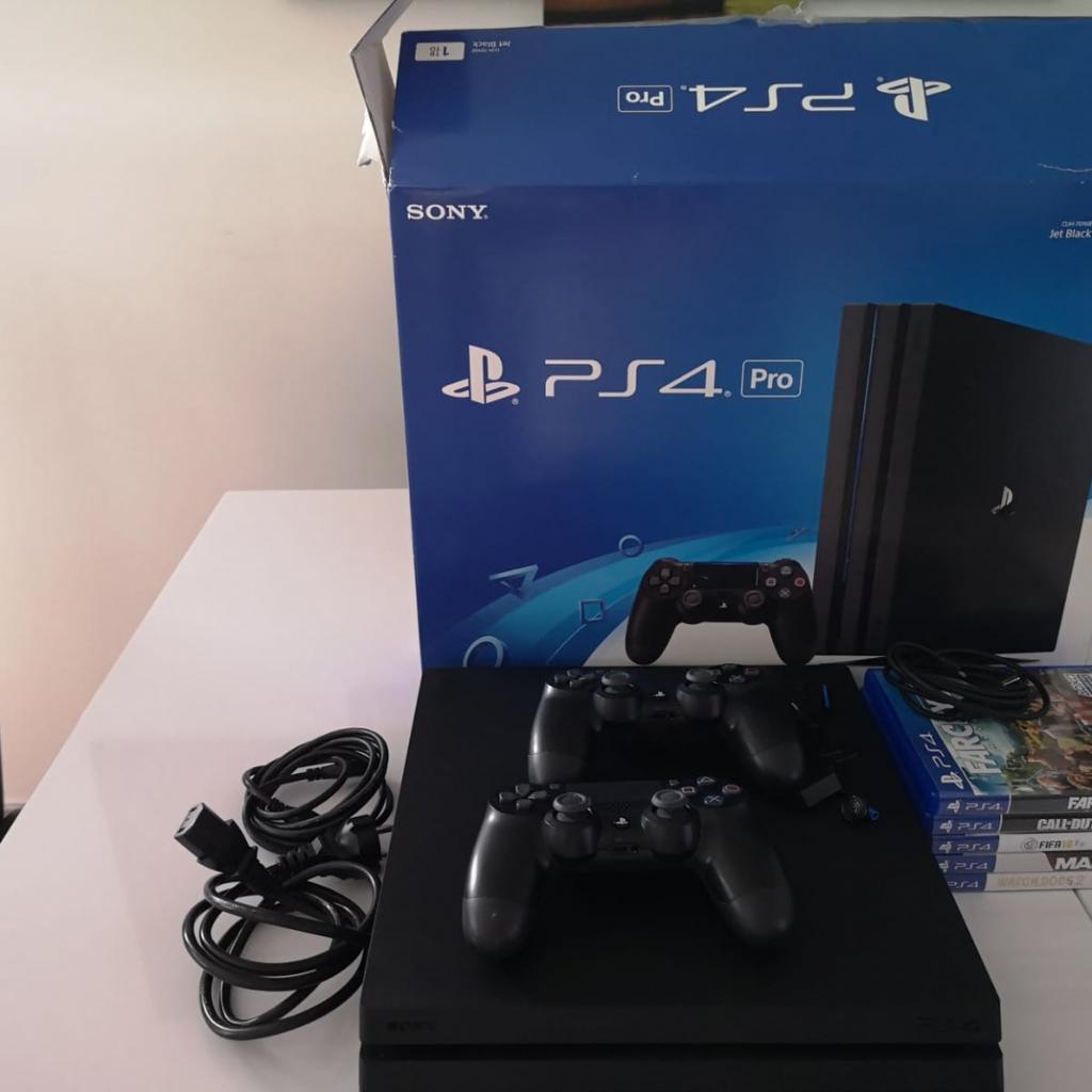 Playstation 4 pro 1 TB in 2700 Gemeinde Wiener Neustadt für € 400 