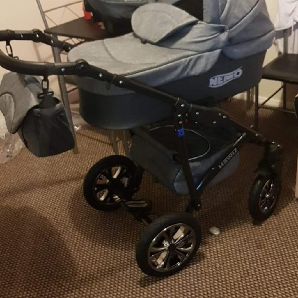 Nemo pram outlet grey