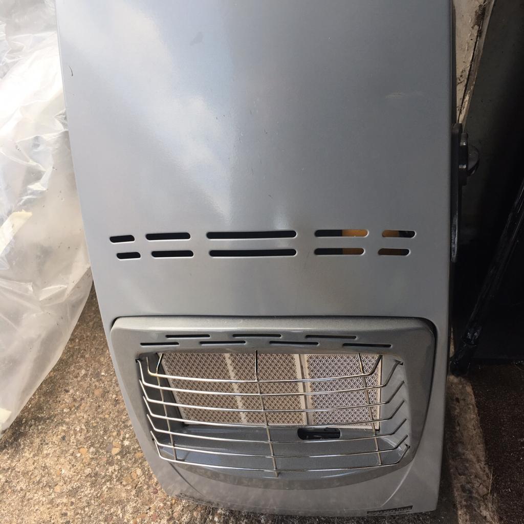 DELONGHI QUATTRO PLUS PORTABLE CALOR GAS HEA in S62 Rotherham für 50,00