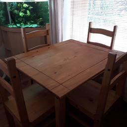 Mexican pine table with 4 chairs