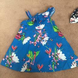 Beautiful dress in excellent condition - label removed from inside as it was itchy!

From non smoking non pet house

Collect from Woodmansterne- Surrey or will post- buyer pays postage of £2
