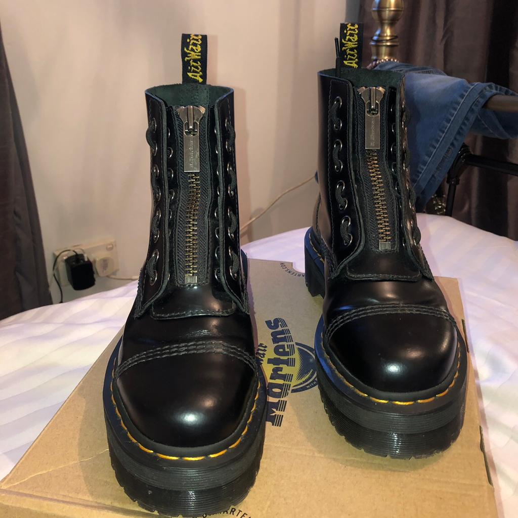 Dr Martens Sinclair Platform size 5 in Epping Forest for 130.00