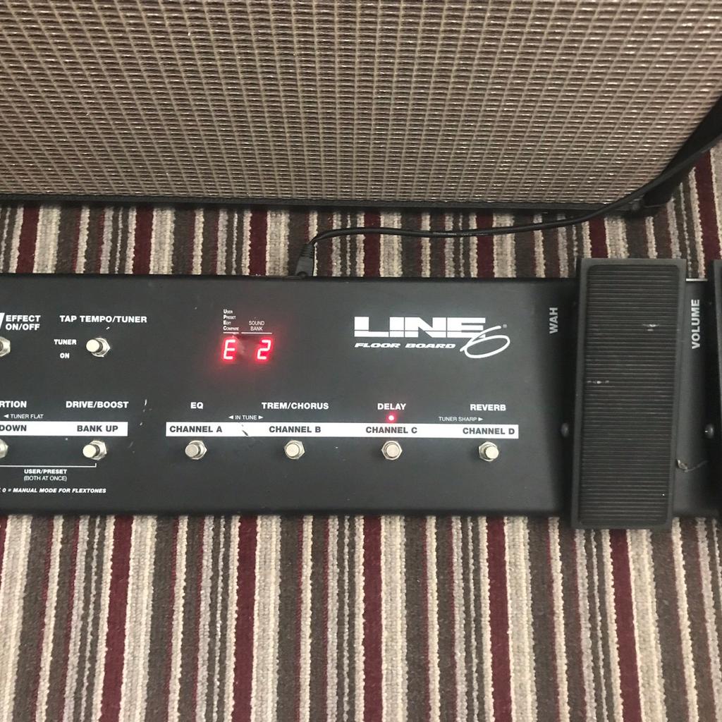 LINE 6 FLEXTONE PLUS, plus CAB and floorboard in B32 Birmingham für 160