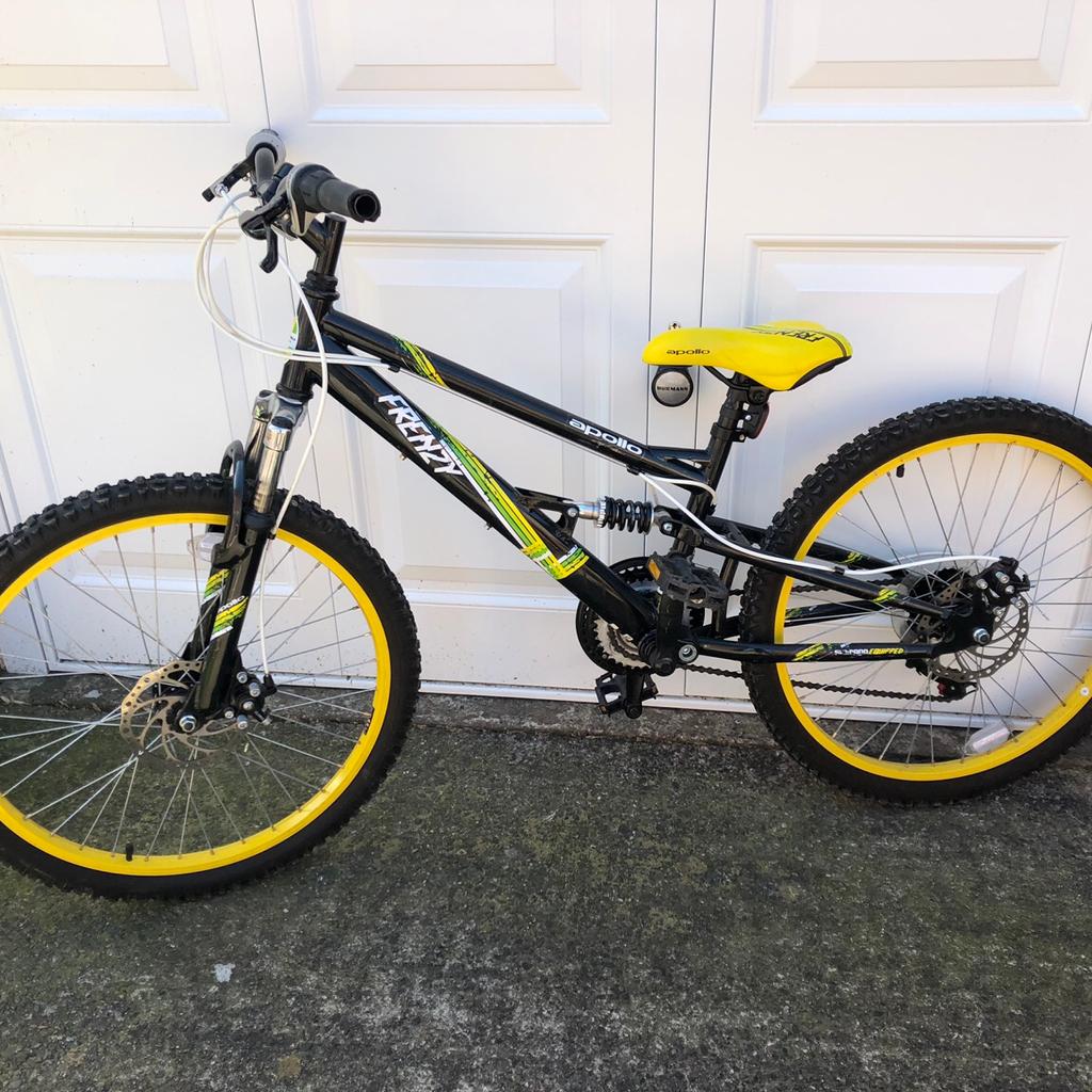 Apollo frenzy junior clearance mountain bike 24