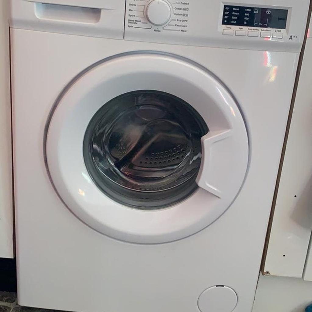 White Currys Essential Washing Machine in TW1 Hounslow for £50.00 for