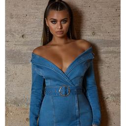 Size 10 OhPolly of the shoulder denim dress.

Still available to buy online for £50 but limited sizes available.

Worn once for a couple of hours but in perfect condition.

Postage will be an extra £5 on top.