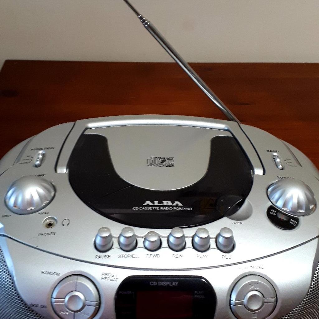 Alba CD/Radio/Cassette Player in UB8 Hillingdon for £3.00 for sale Shpock