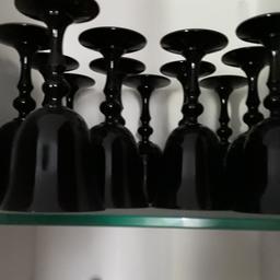 12 bicchieri neri da vino regalati mai usati