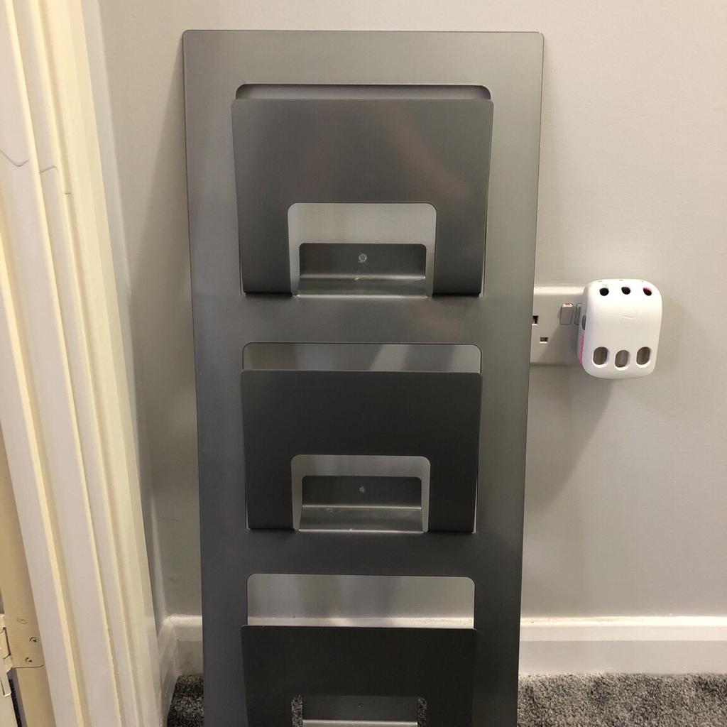 IKEA newspaper rack in LS28 Leeds für gratis zum Verkauf Shpock DE