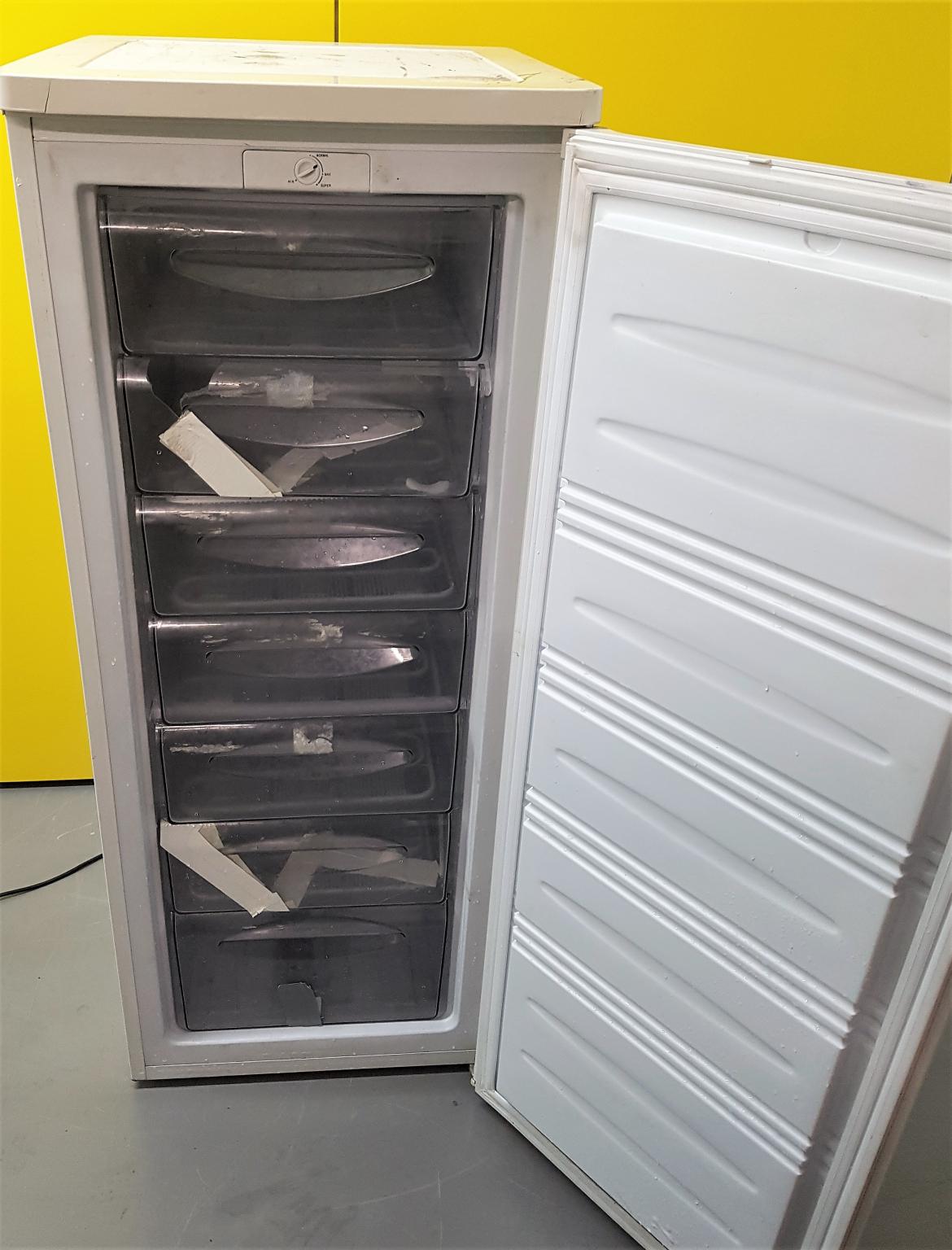 Currys Essential Larder Freezer in TW8 London for £55.00 for sale Shpock