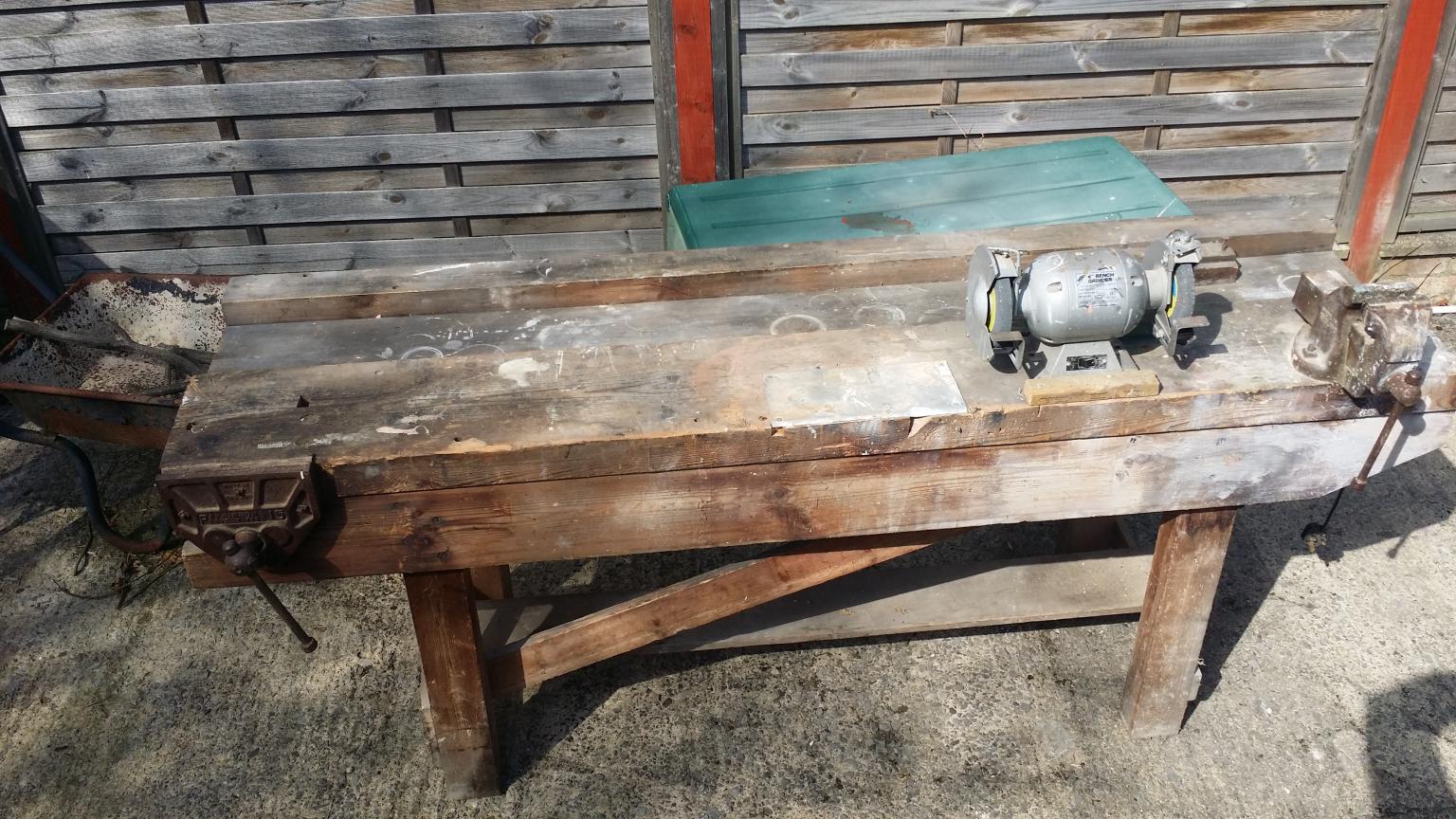 Joiners bench with vice and grinder in Sunderland für 30,00 £ zum