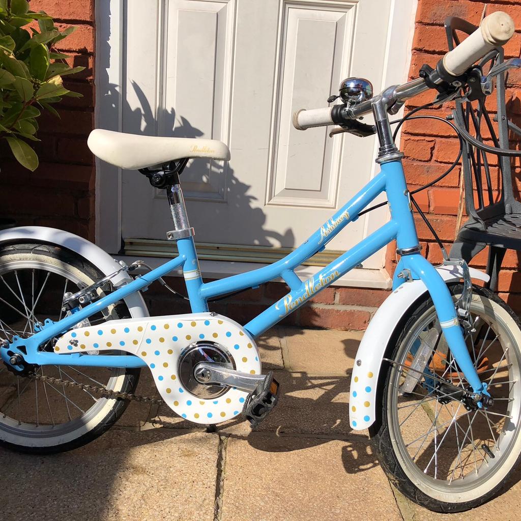 16 inch Pendleton Ashbury Girls bike in Preston for 35.00 for