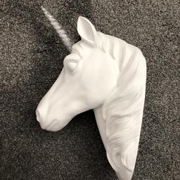 Unicorn head wall mounted white with a silver glitter horn