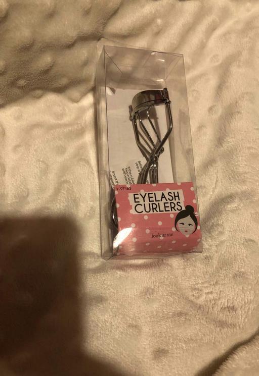 Buy & Sell Kent Gravesham - Photos for Eyelash curler