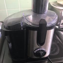 juicer if anyone wants it only used once

COLLECTION ONLY