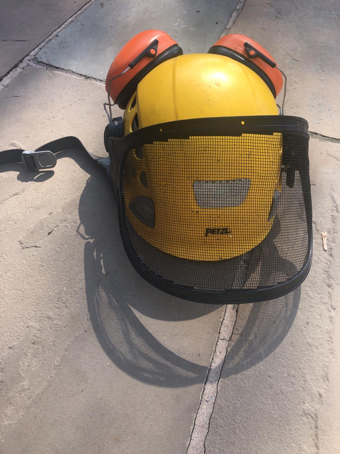 Petzl hard hat and Stilh in St Helens for £10.00 for sale | Shpock