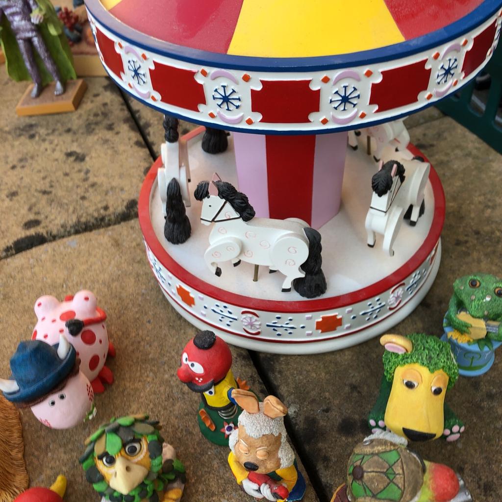 Magic roundabout in CV11 Nuneaton and Bedworth für £ 80,00 zum Verkauf