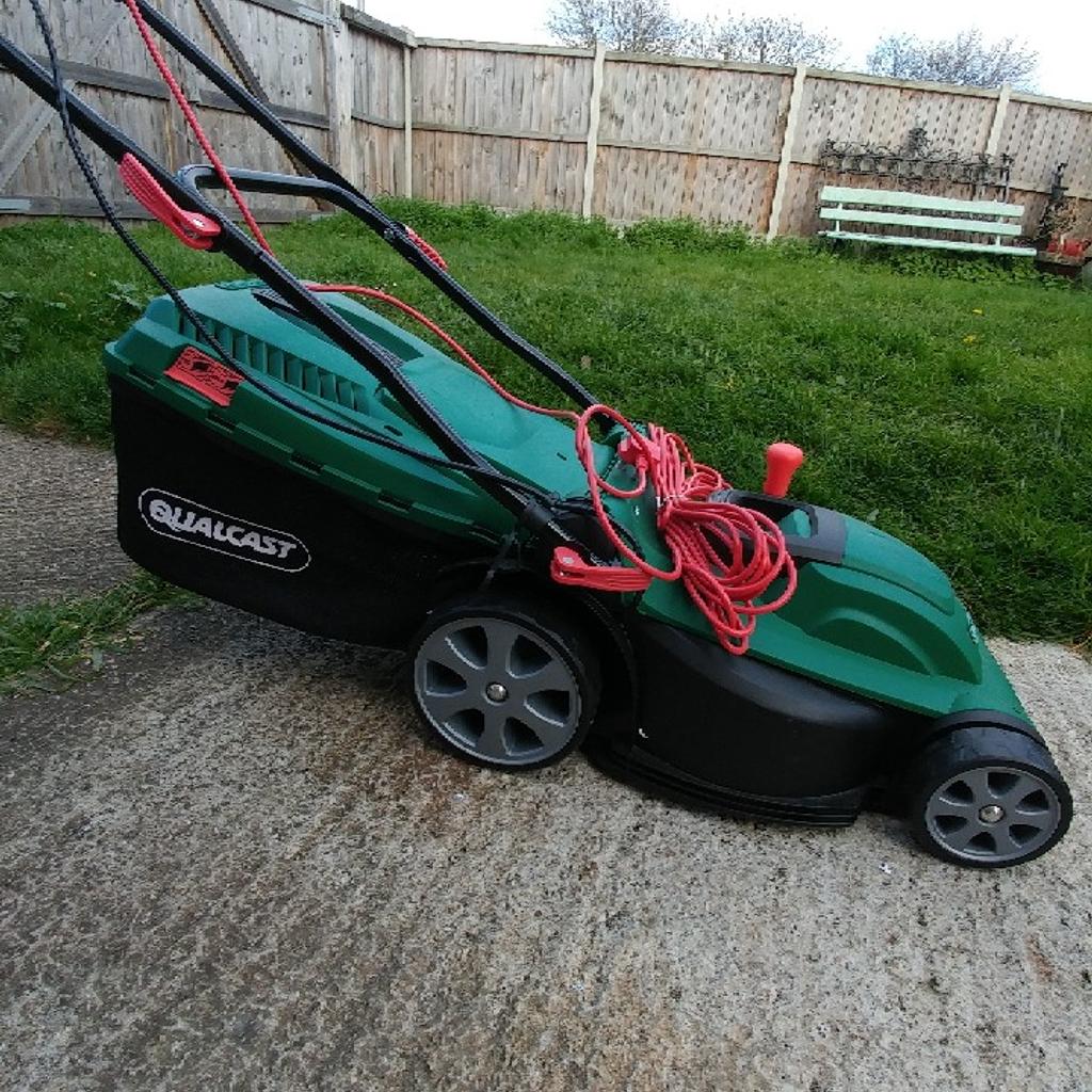 Qualcast 1600w electric online rotary lawnmower