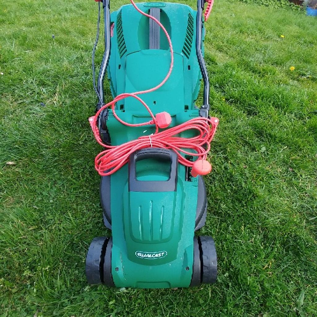 Qualcast electric rotary lawnmower 37cm online 1600w