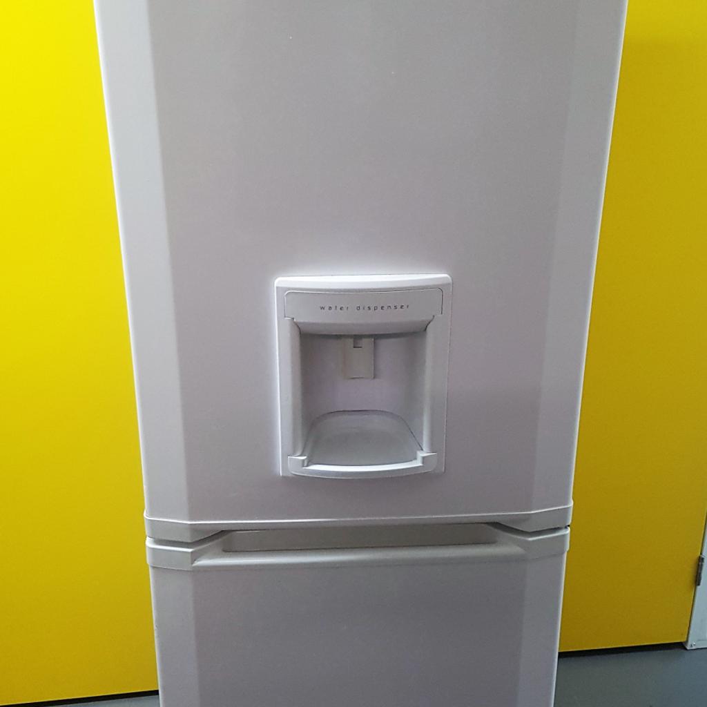 Beko A Class Frost Free Fridge Freezer In Tw8 London Für 95 00 £ Zum Verkauf Shpock De