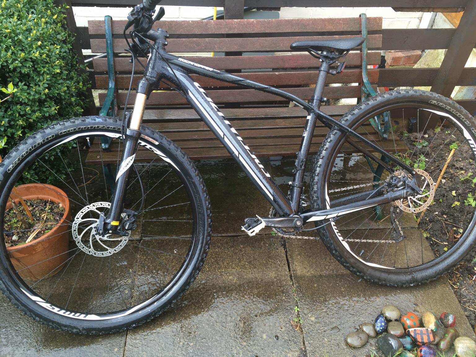 specialised rockhopper 27.5