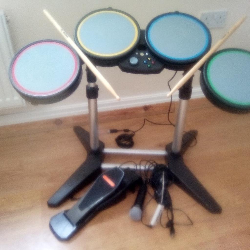 Xbox 360 rock band drum kit in HP19 Aylesbury für £ 20,00 zum Verkauf ...