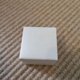 A genuine Pandora charm - never removed from the box.

Was an unwanted gift.

Happy to post at buyers cost. Any questions please ask!!