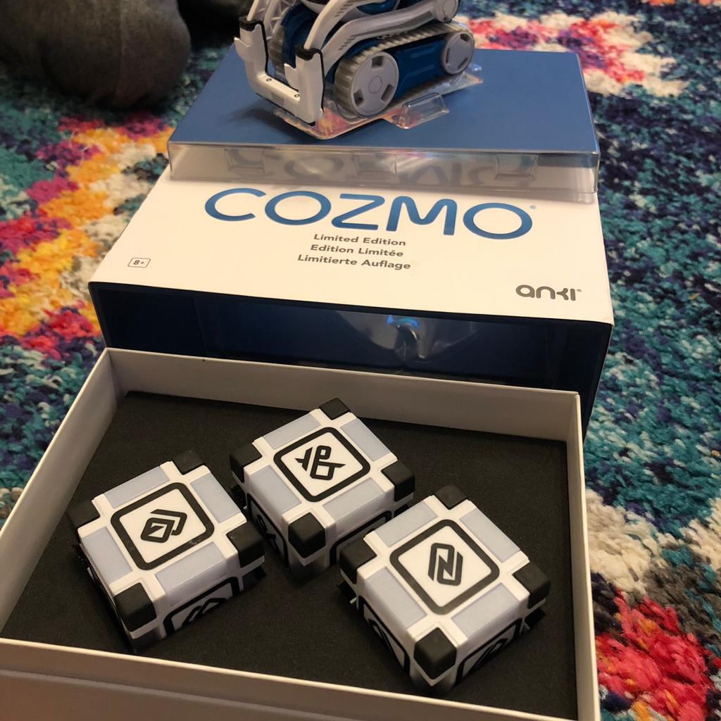 Anki COZMO Robot Limited Edition Blue in IG7 London für 70,00 £ zum
