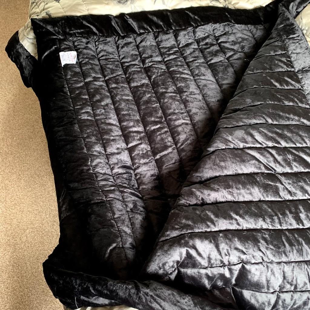 Dorma Harriet Charcoal Bedspread in BD13 Bradford für £ 50,00 zum Verkauf Shpock AT