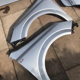 Astra front wings
£20 the pair £10 each 
Cpl small dents 
07907 169393