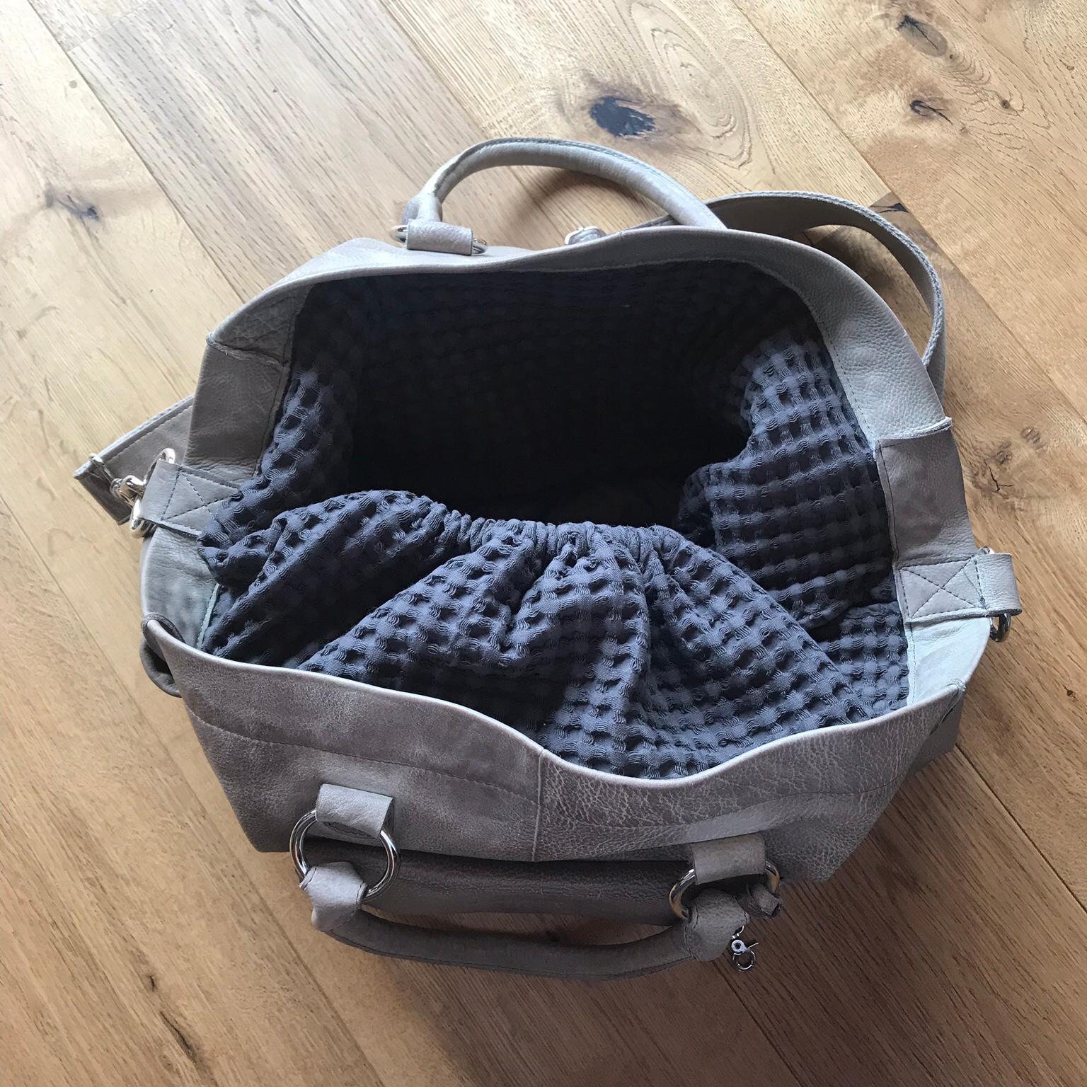 Koeka Wickeltasche taupe in 6100 Seefeld in Tirol for €80.00 for sale |  Shpock