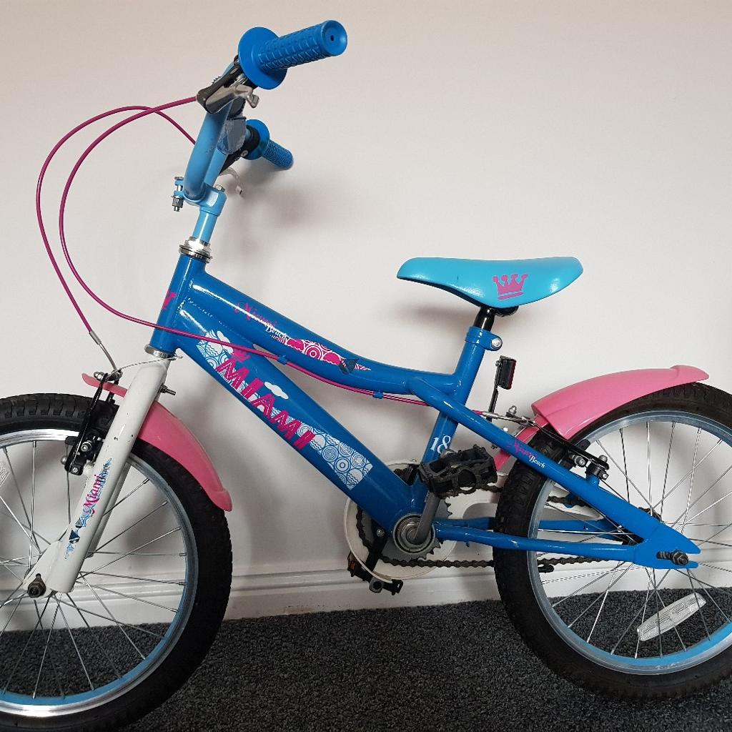 Mia bike hot sale smyths