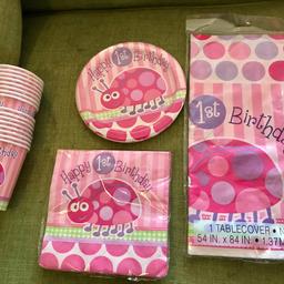 Brand new in original packaging, unopened:

1 tablecloth
8 paper plates
16 paper napkins
16 paper cups.

All with matching ladybug design. Collection only from smoke and pet free home, Studley.