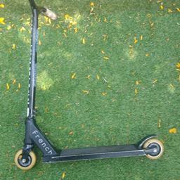 French ID custom professional stunt scooter. little used and in good condition. my son has stopped using it. bargain. cost over £250. hight quality deck and components.