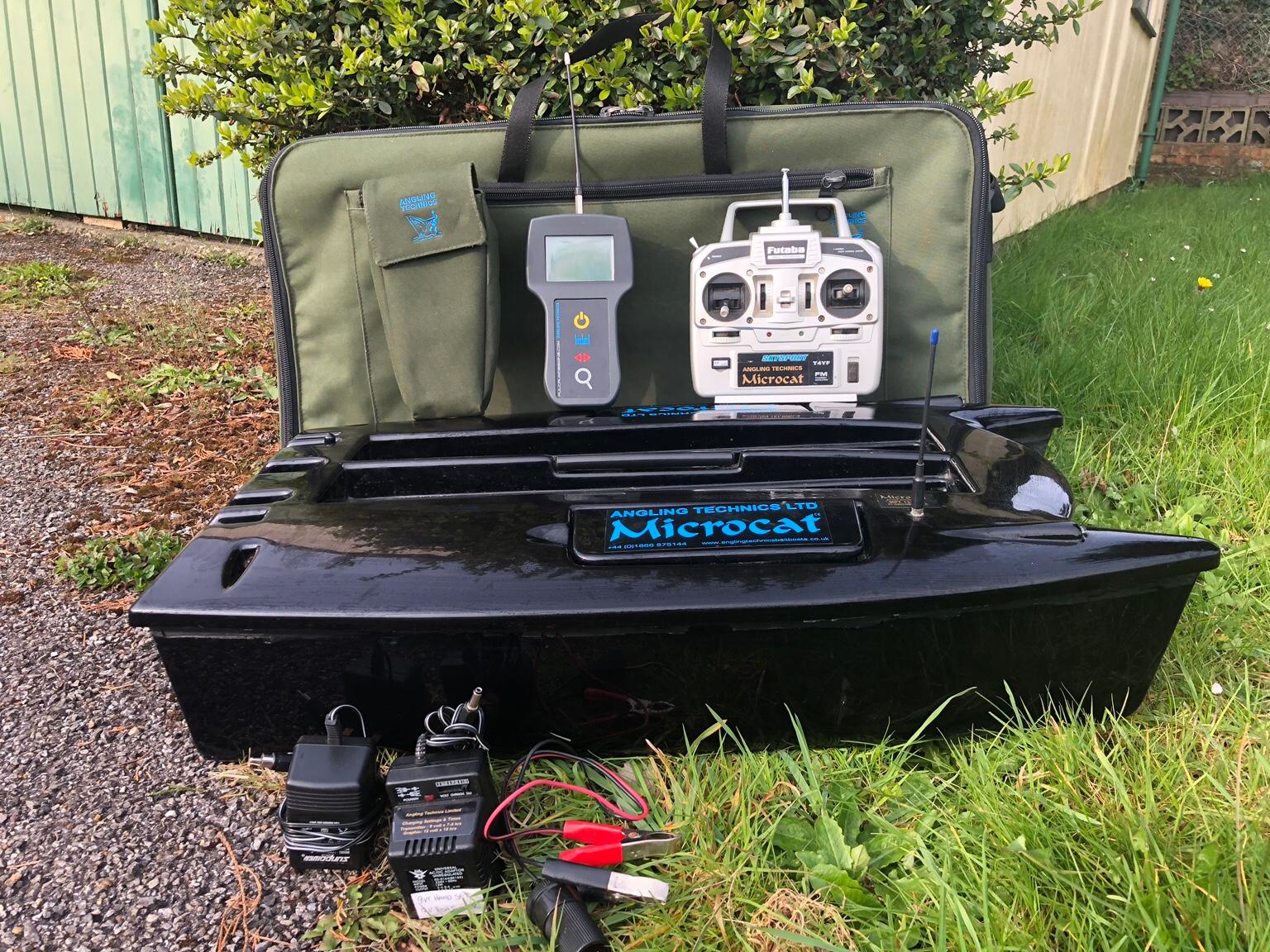 Microcat bait boat & echo sounder carp fish in Sevenoaks für £ 600,00 ...