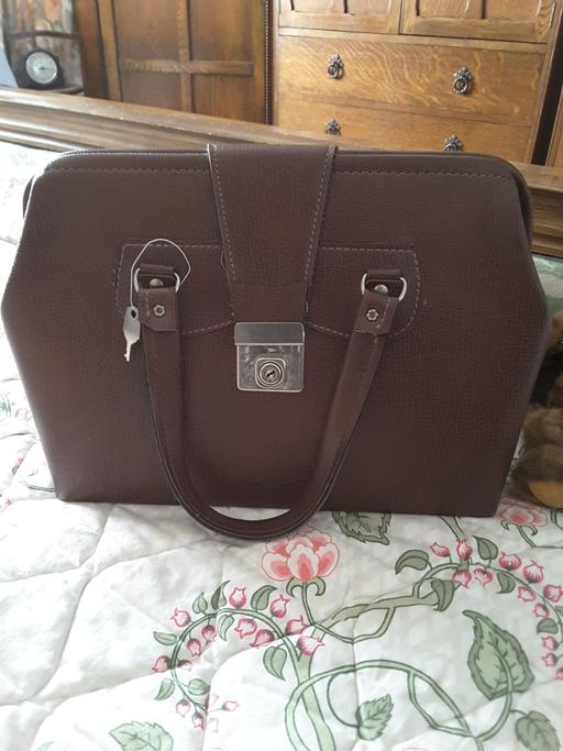 Buy & Sell South East London Blackfen - South East London - Photos for Handbag Case