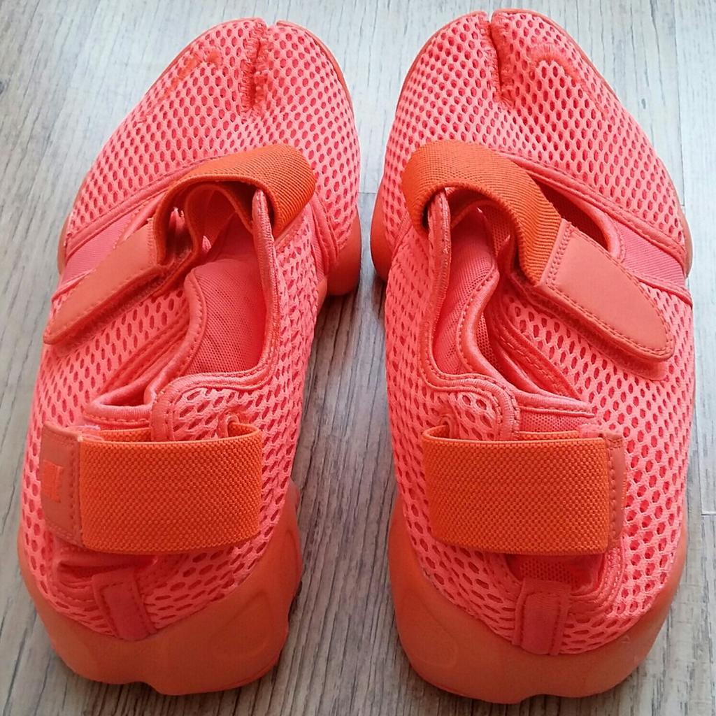 mens nike rifts size 8