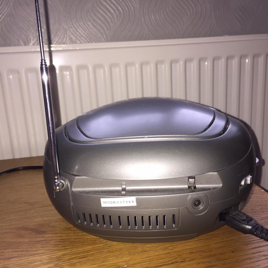 Logik CD player and radio in EN7 Broxbourne for £15.00 for sale | Shpock