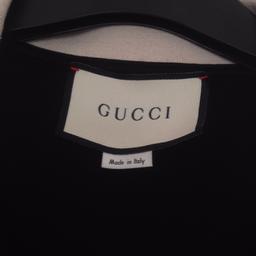 REAL AUTHENTIC MENS GUCCI POLO SIZE SMALL. ONLY WORN 3 TIMES PURCHASED 9 MONTHS AGO BUT DOESN’T FIT NO MORE AS I PUT ON A FEW STONES
ORIGINALLY BROUGHT FOR £490

COLLECTION ONLY